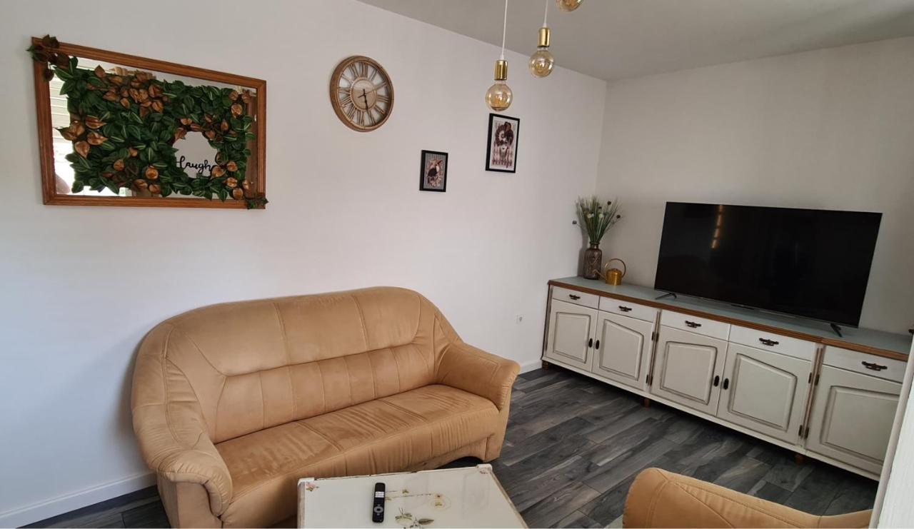 Apartment Solvit دوبروفينك المظهر الخارجي الصورة