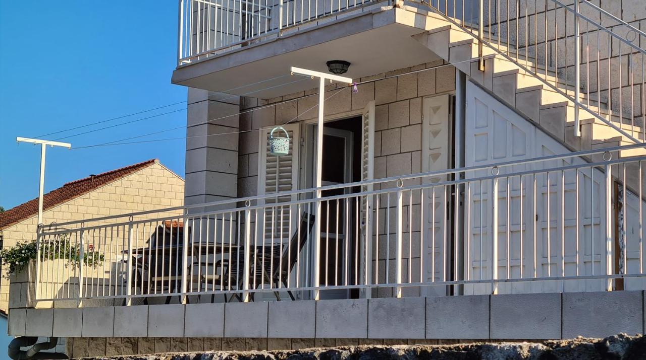 Apartment Solvit دوبروفينك المظهر الخارجي الصورة
