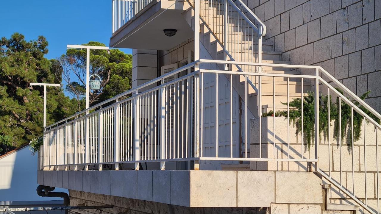 Apartment Solvit دوبروفينك المظهر الخارجي الصورة